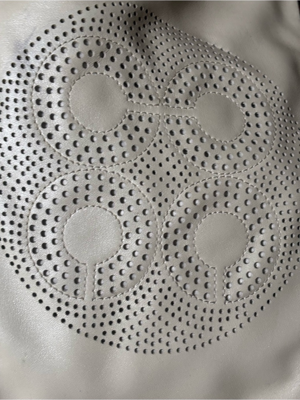 Coach Audrey Andie Perforated Signature shoulder bag - Picture 11 of 16